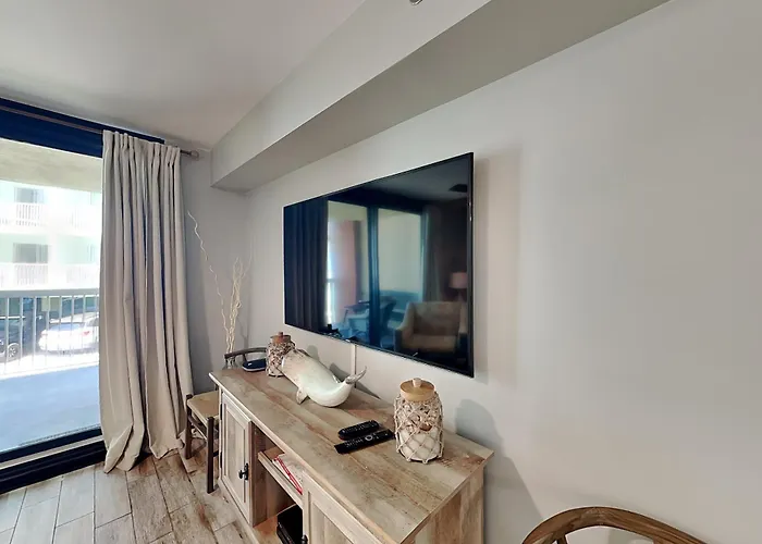 Apartment Harbour Place By Southern Vacation